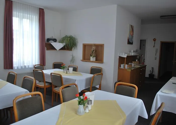 Nassauer Hof 3* Frankfurt nad Menem